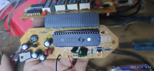 江西小伙巧用數字萬用表，自制電動車電瓶精準電量指示器